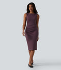 Robe fourreau midi sans manches col bateau pour le bureau