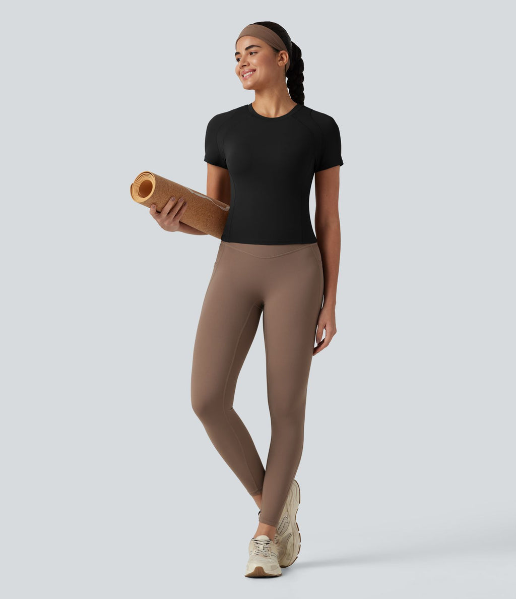 Haut de sport Softlyzero™ à manches courtes et col rond avec soutien-gorge intégré - Protection UPF50+