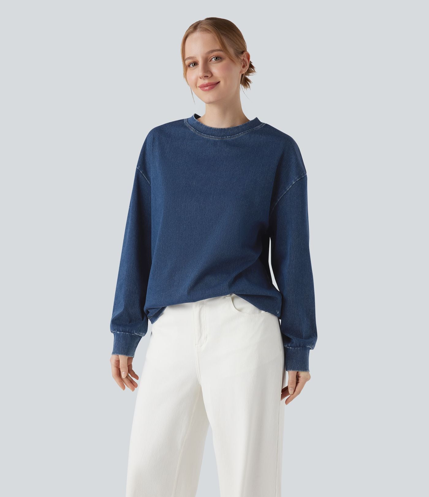 Halara Flex™ T-shirt casual délavé en denim à col rond et manches longues