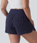 Short rayé grande taille taille haute avec ourlet arrondi et poches