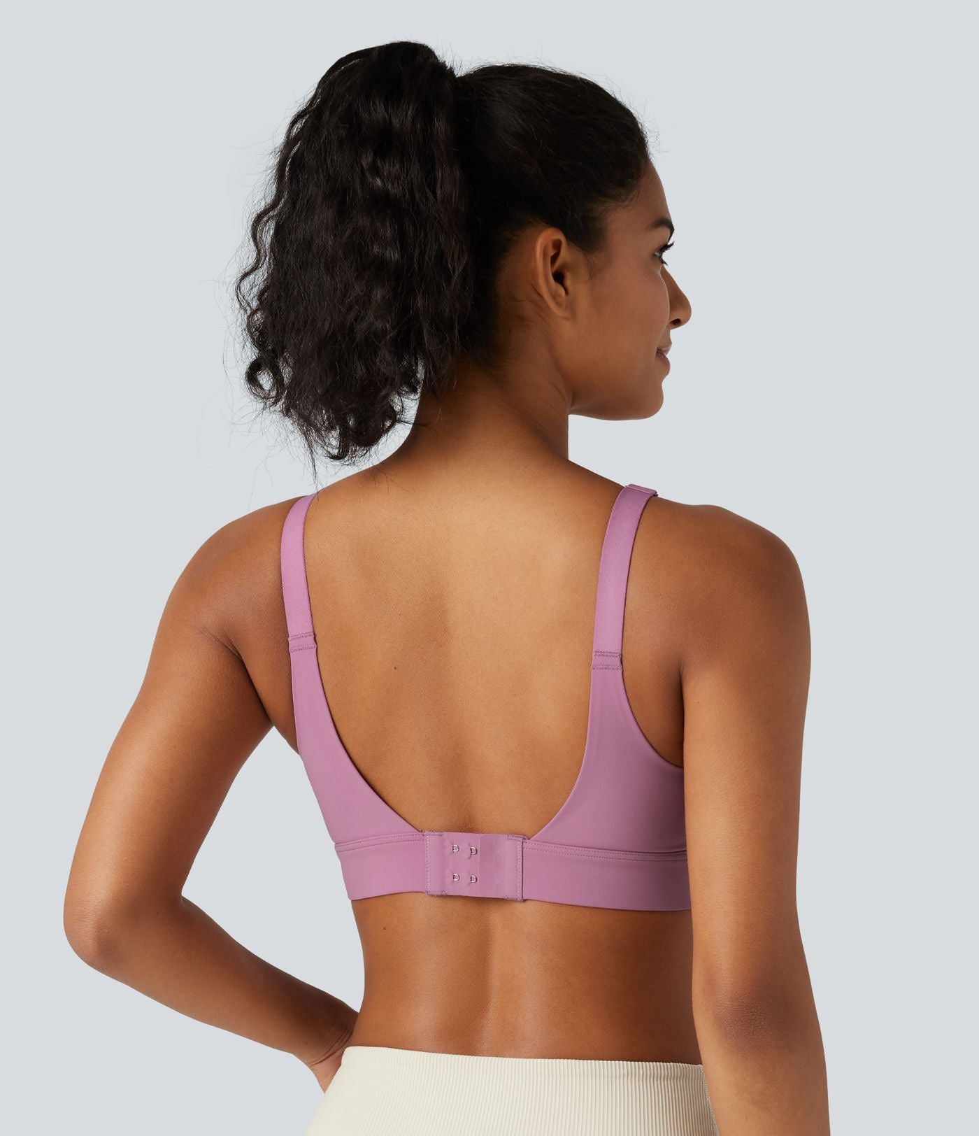 Brassière de sport d'entraînement maintien moyen avec bonnet spacer moulé