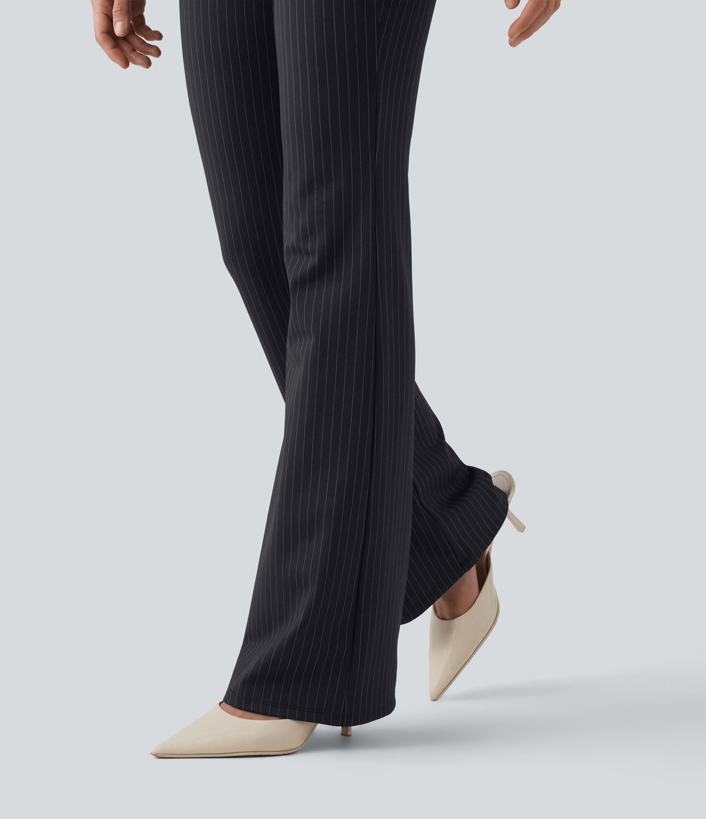 Pantalon tailleur évasé à rayures taille haute avec poches