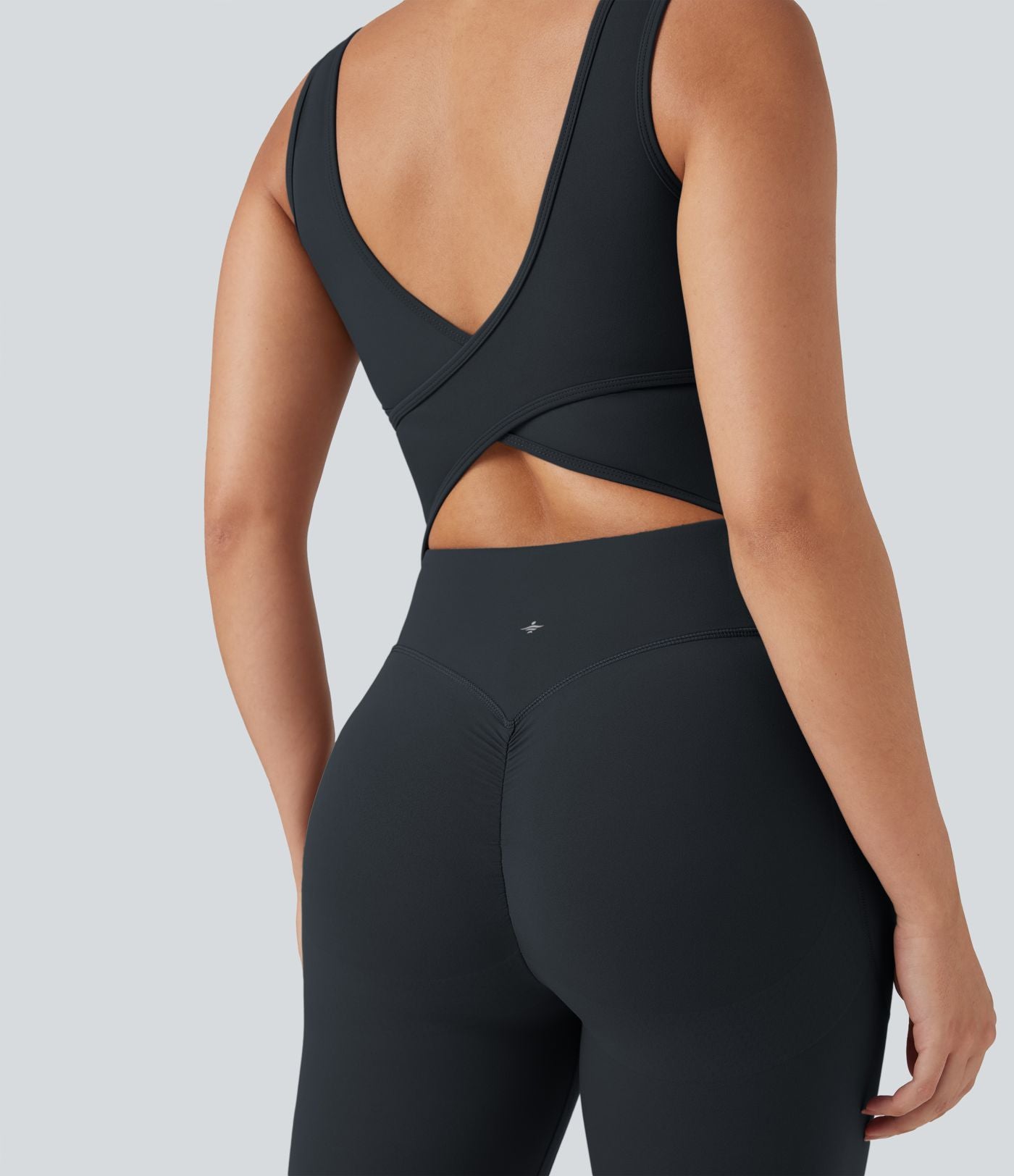 Combinaison de sport Halara UltraSculpt™ col V gainante push-up à poches