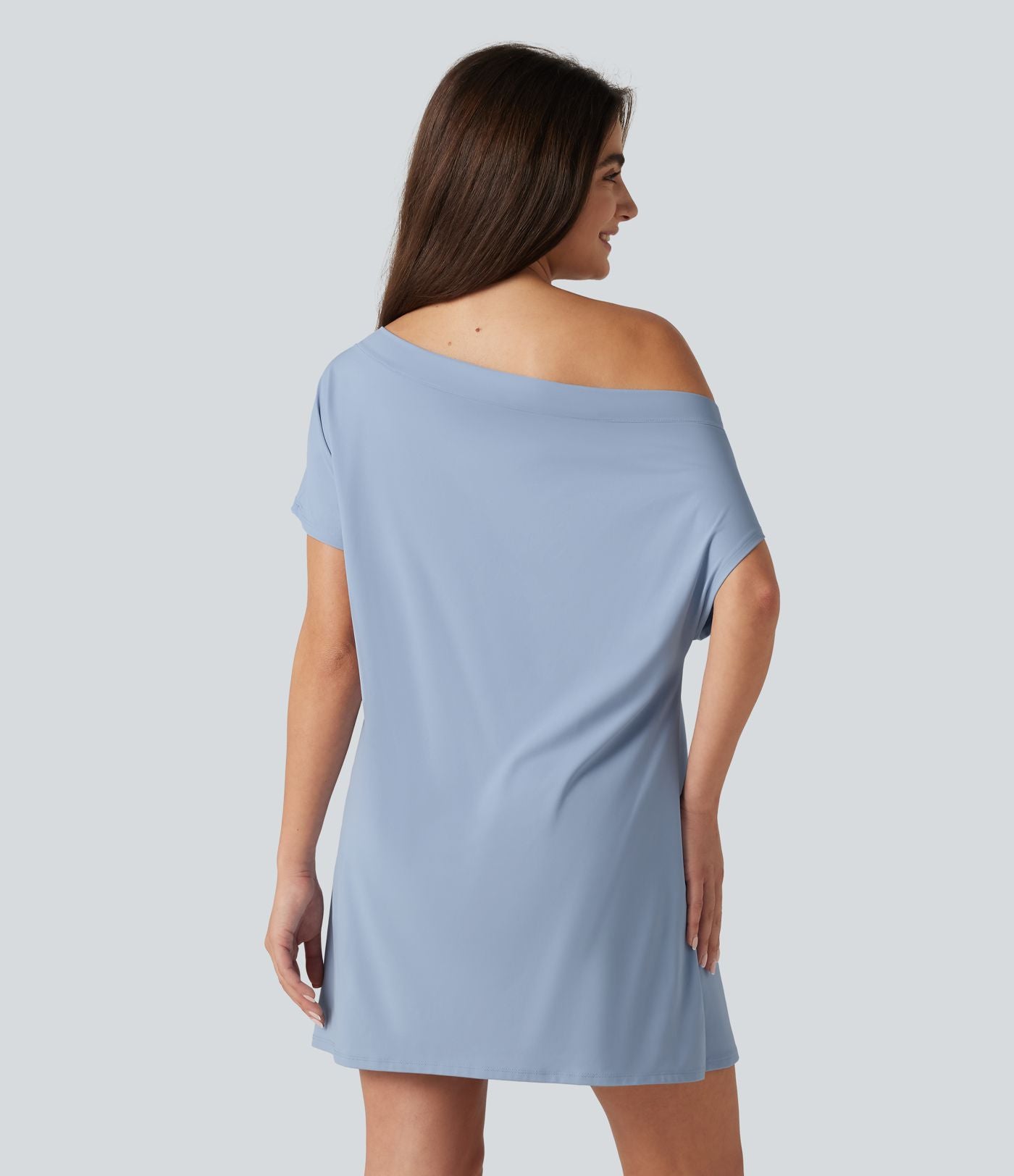 Robe courte décontractée SoftlyZero™ Airy à une épaule manches courtes avec brassière intégrée effet frais InstantCool