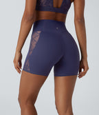 Softlyzero™ Short cycliste yoga taille haute croisé avec dentelle contrastée et poche arrière 12,5 cm - UPF50+