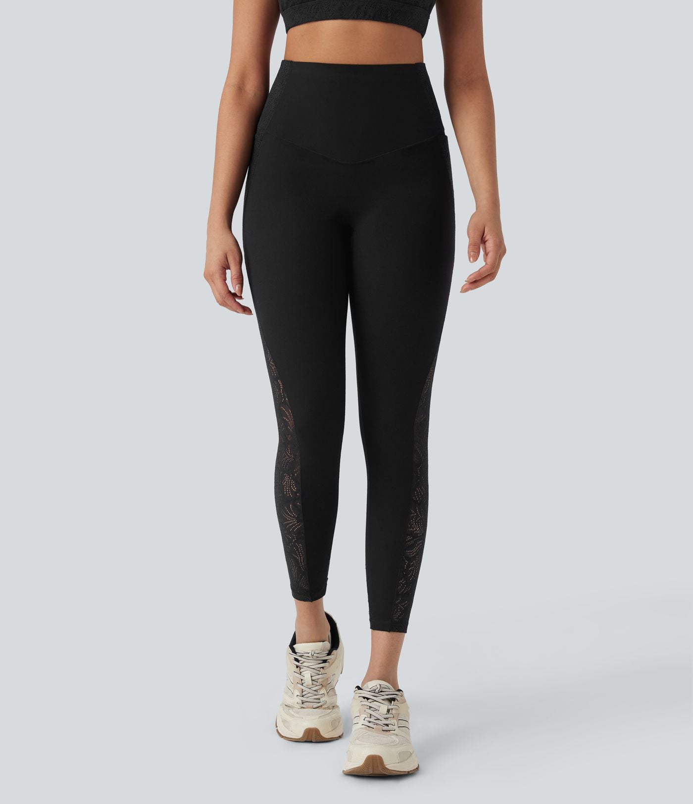 Legging d'entraînement gainant taille haute avec détails dentelle contrastée et poches Halara UltraSculpt™