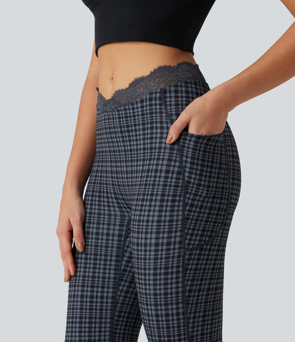 Legging yoga flare Halara UltraSculpt™ taille haute en V à motif tartan avec dentelle contrastée et poches