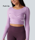 Top de sport yoga court push-up mousse col échancré manches longues avec trous pouces croisé