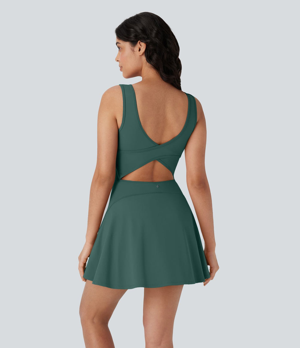 Softlyzero™ Airy Robe Sport de danse courte 2-en-1 avec dos nu croisé, encolure en U et poches latérales