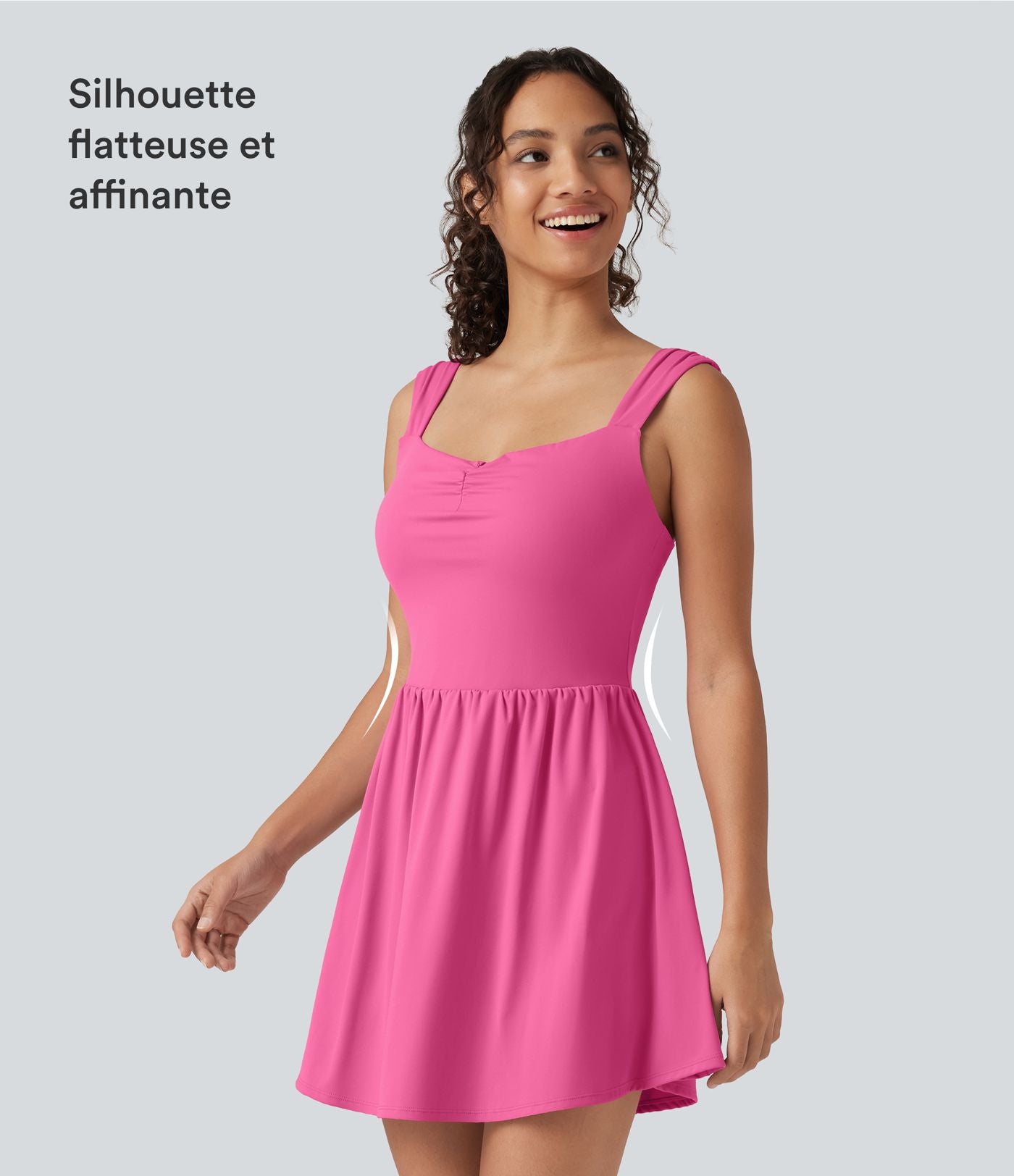 Robe-short mini SoftlyZero™ Plush à encolure cœur avec coussinets amovibles, poches et bonnets B à E, accès facile Easy Peasy