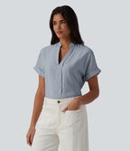 Chemise col V manches courtes aspect lin pour le bureau