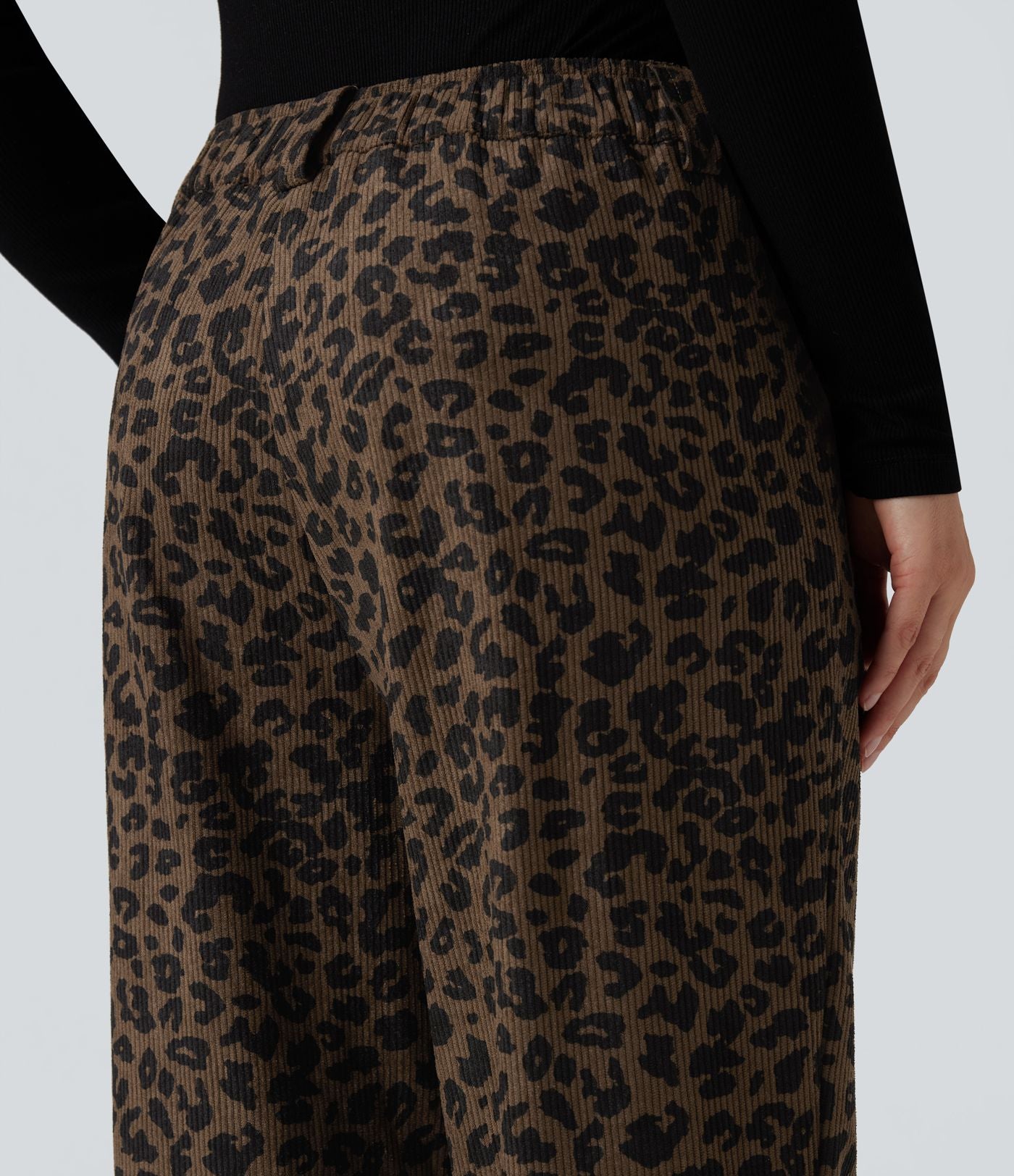 Pantalon velours côtelé imprimé léopard coupe droite taille mi-haute avec poches