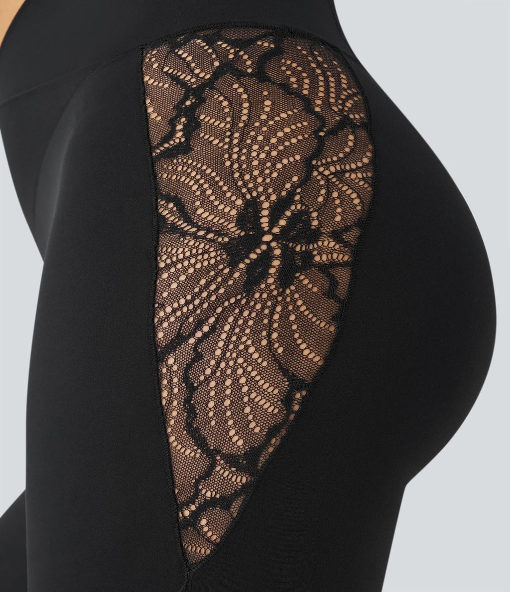 Legging de yoga Softlyzero™ taille haute avec design croisé, dentelle contrastée, sous-vêtement intégré, poche et protection UPF50+