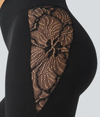 Legging de yoga Softlyzero™ taille haute avec design croisé, dentelle contrastée, sous-vêtement intégré, poche et protection UPF50+