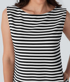 Robe décontractée mini à col bateau, sans manches, ourlet arrondi, rayures et tissu gaufré avec poches