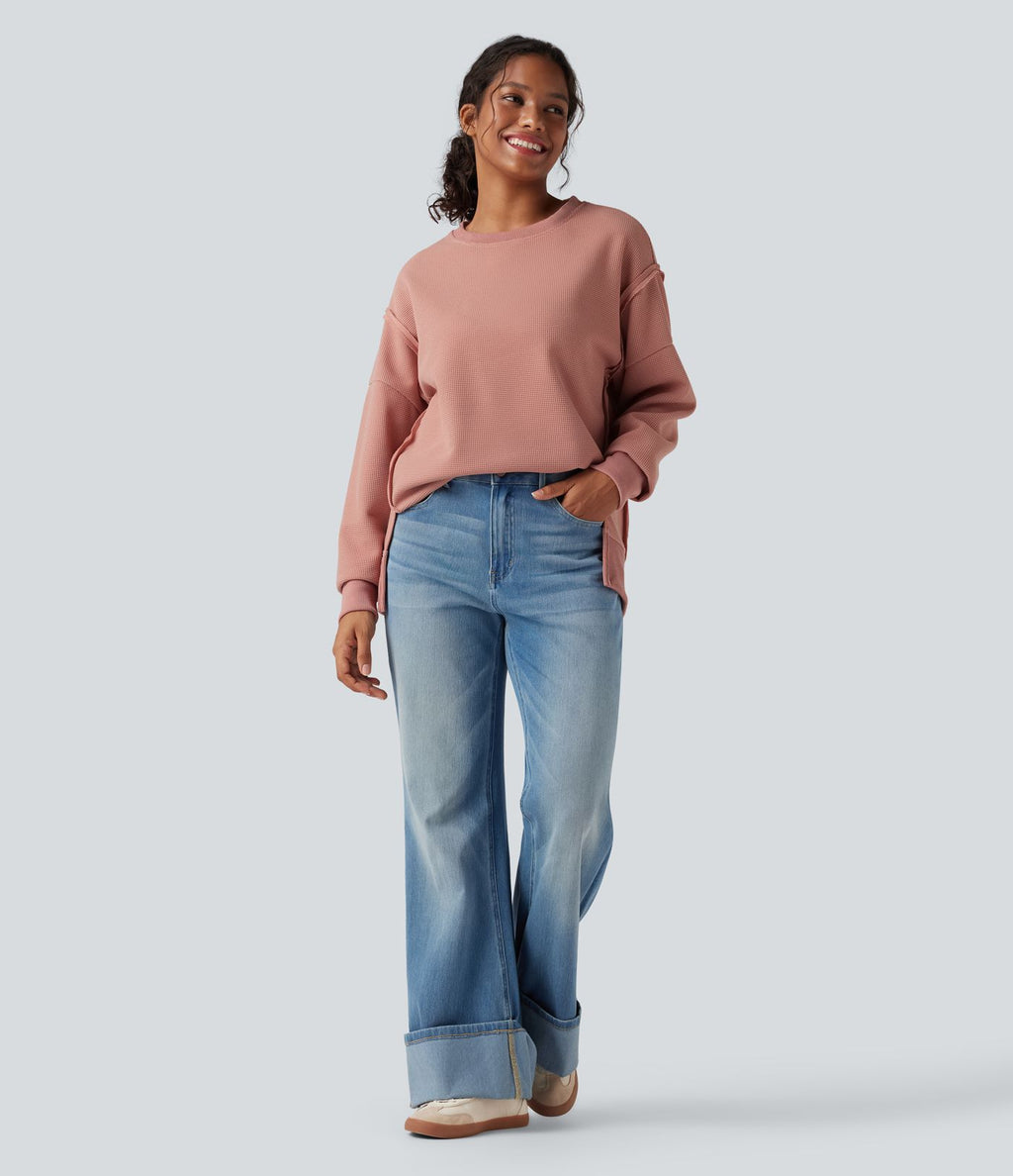 Sweat-shirt gaufré col rond ourlet fendu manches longues