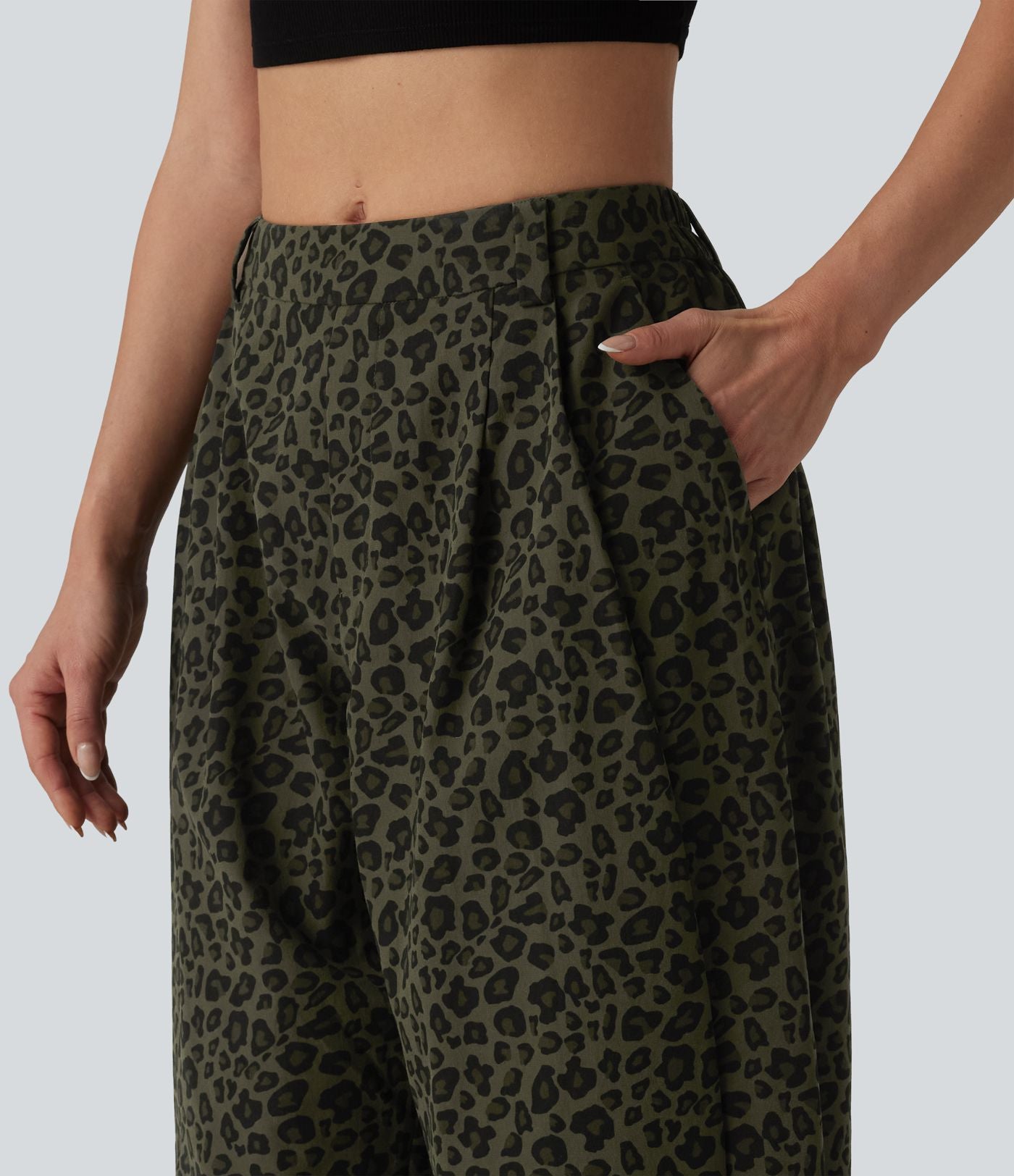 Pantalon léopard décontracté taille mi-haute et jambes fuselées avec poches