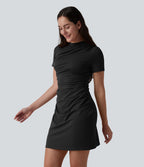 Robe mini décontractée évasée col rond manches courtes