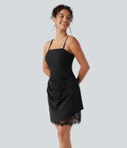 Robe nuisette mini avec brassière intégrée et dentelle contrastante en SoftlyZero™ Airy à effet frais InstantCool, protection solaire UPF50+