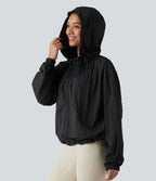 Veste de course légère à capuche manches longues avec poches, cordon de serrage et protection UPF 50+