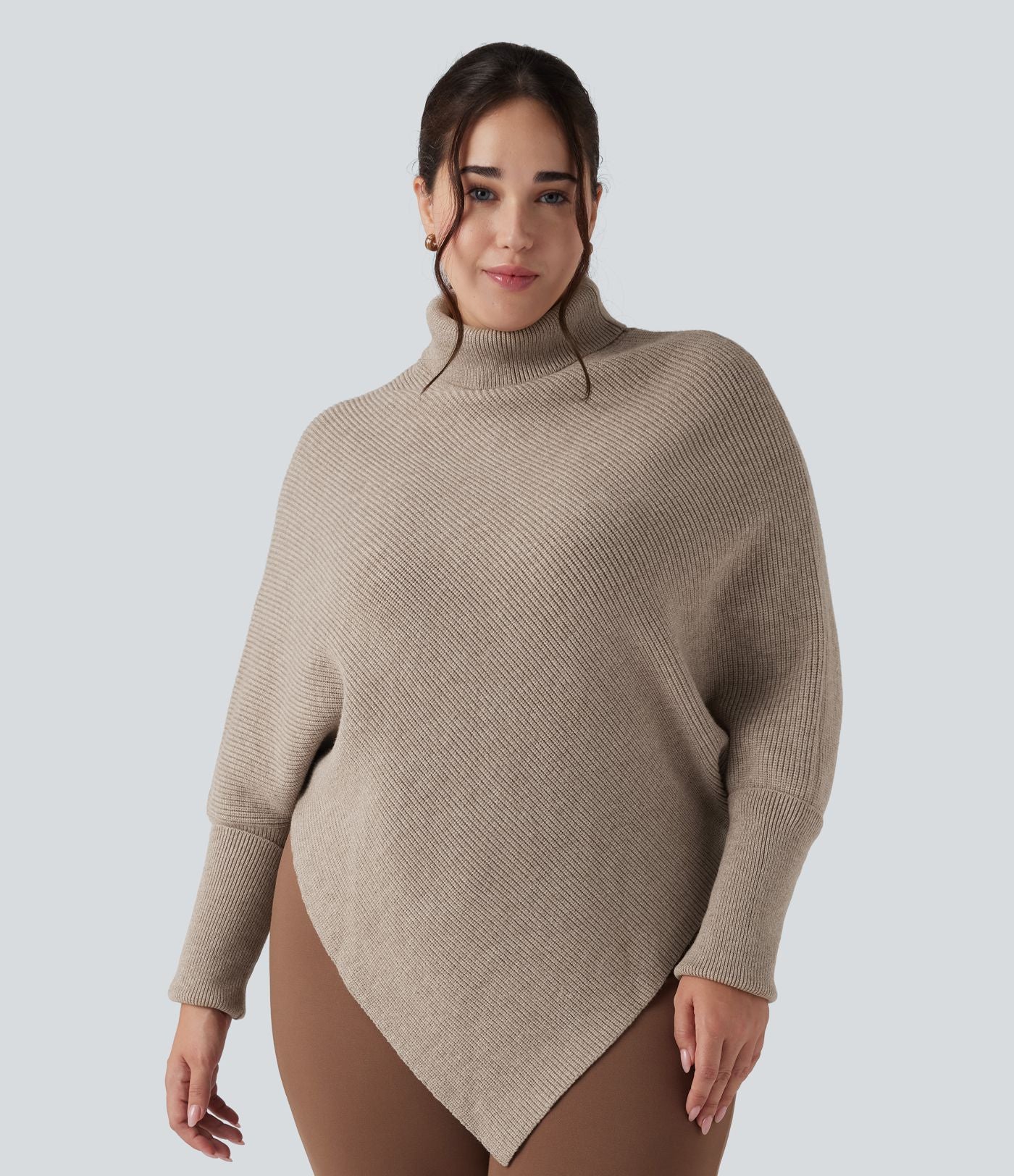 Pull grande taille col montant manches longues à ourlet asymétrique