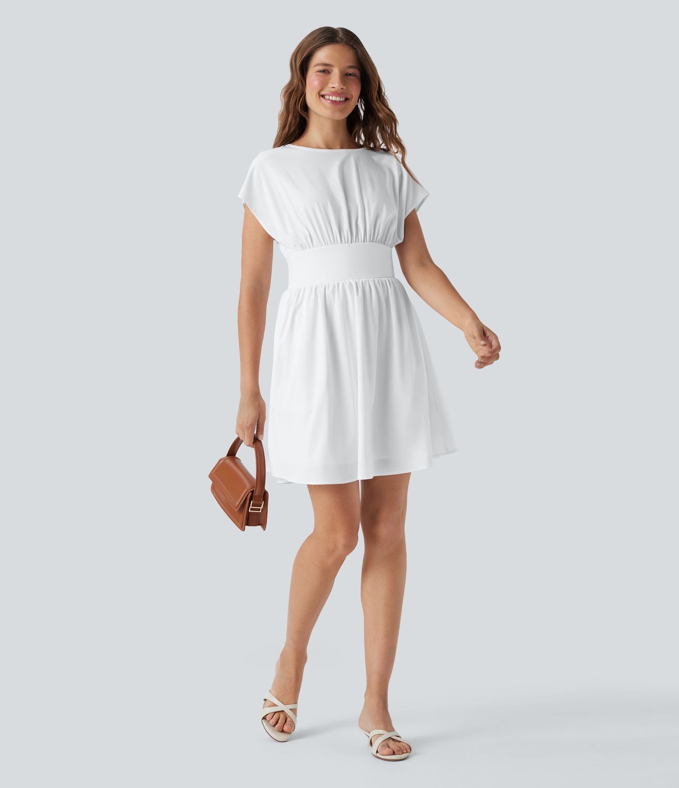 Robe de travail mini Breezeful™ manches chauve-souris courtes fluide séchage rapide avec poches latérales