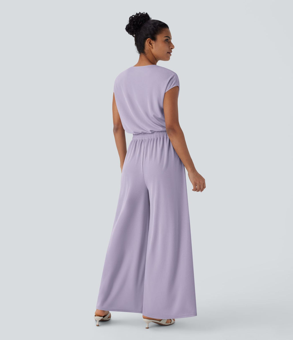 Combinaison fluide en tissu gaufré, col V, manches courtes, jambes larges et poches latérales - Easy Peasy Edition