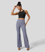 Pantalon tailleur légèrement évasé taille haute avec poches arrière Halara Flex™