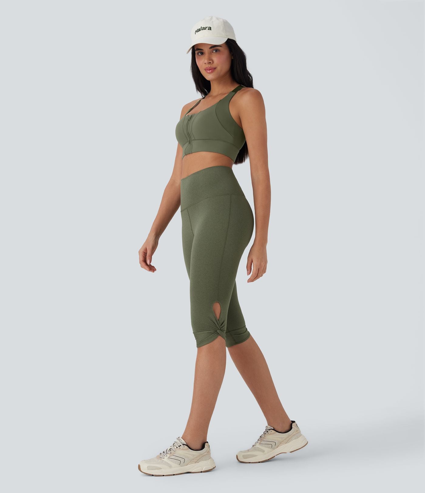 Leggings corsaire de yoga à taille haute, découpes, détails torsadés, séchage rapide et poche