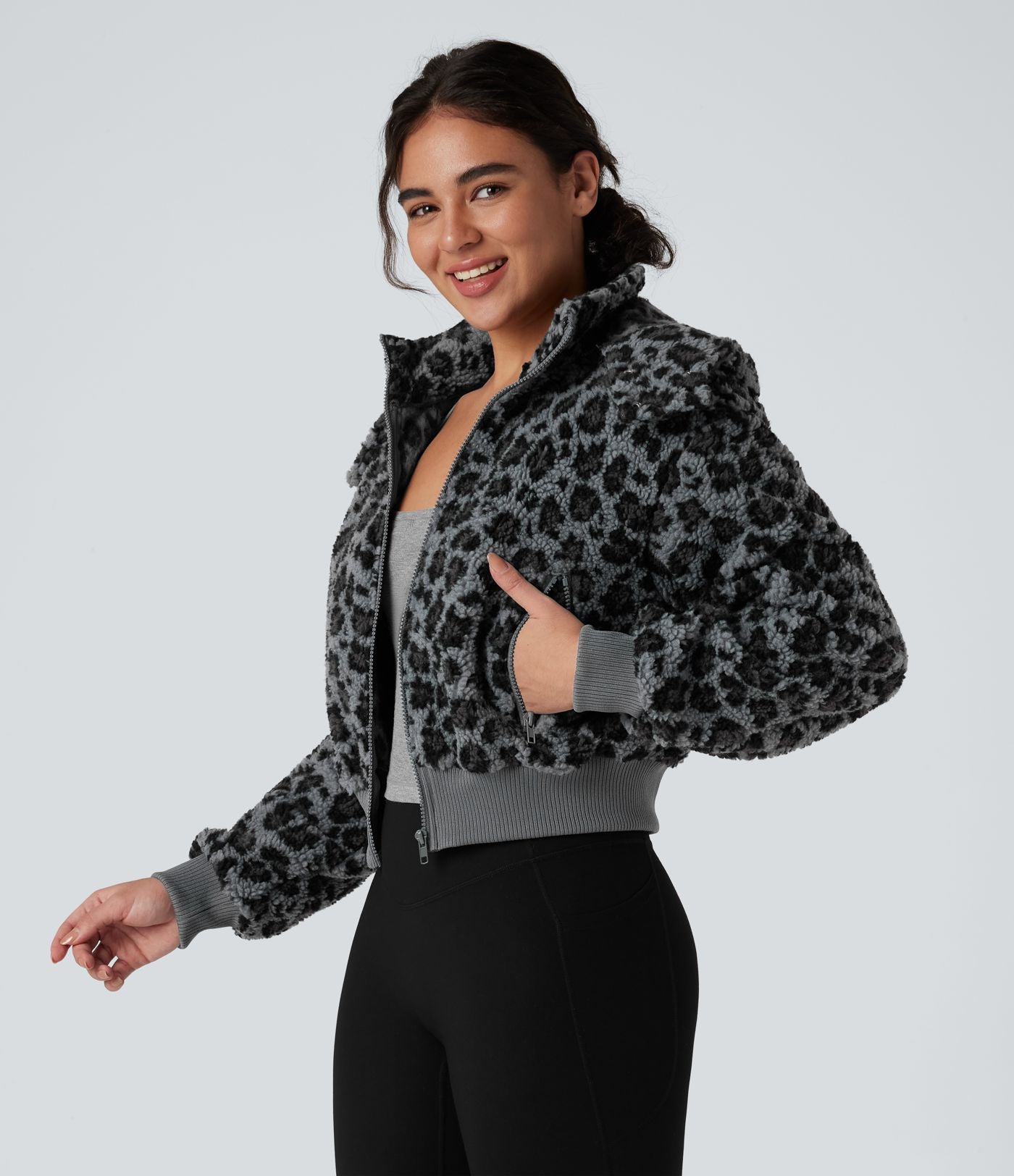 Veste sherpa imprimée léopard capuche amovible avec poches