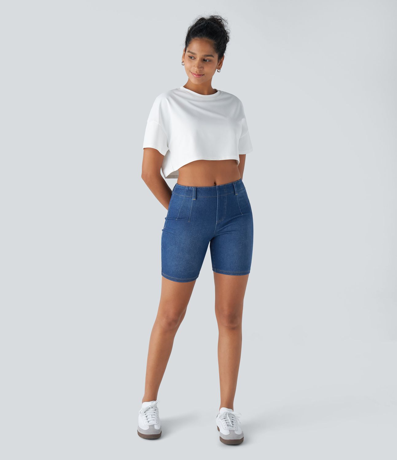 Short décontracté Halara Flex™ en maille denim extensible délavée taille Mi, haute avec poches arrière et effet frais InstantCool
