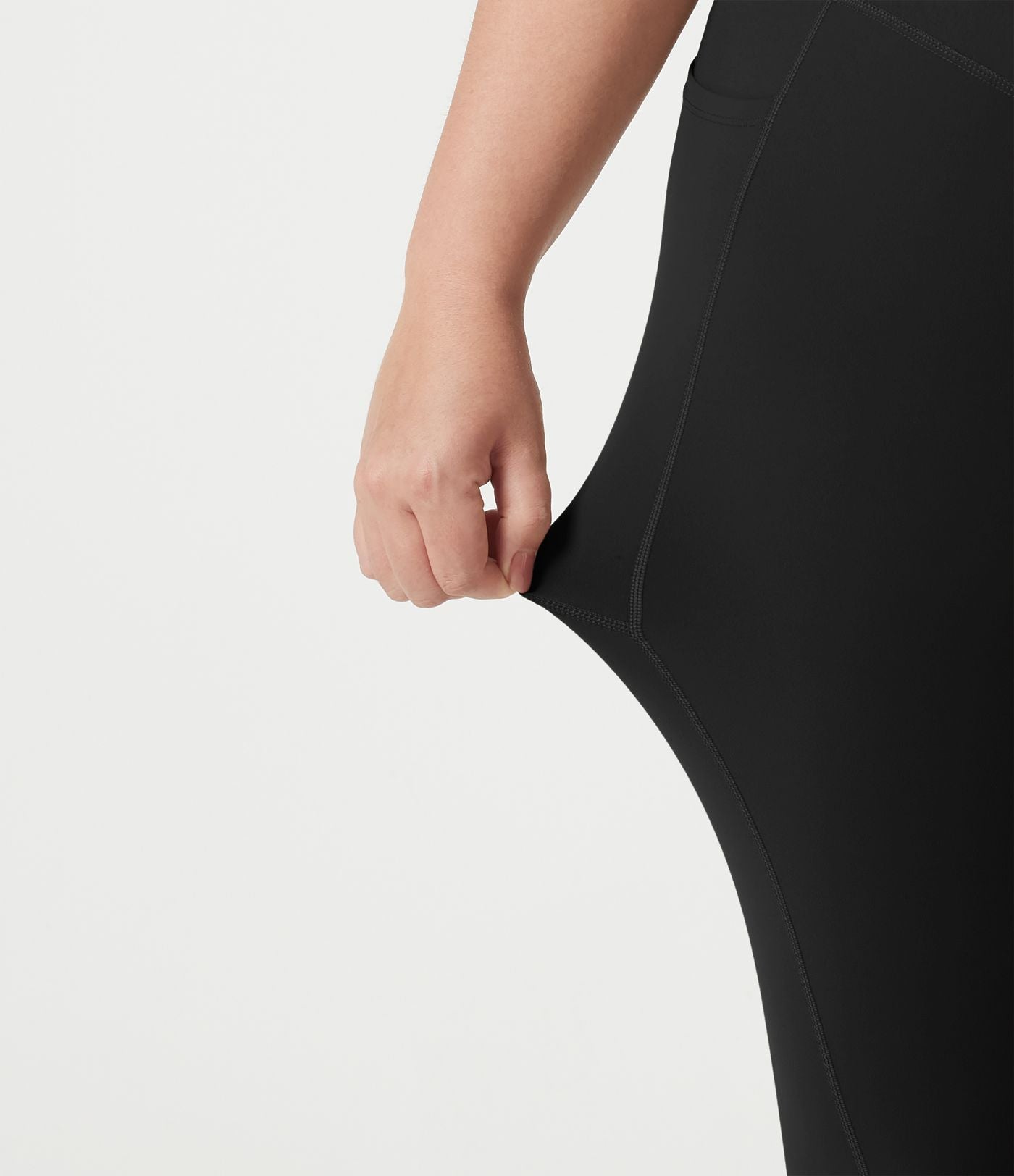 Combinaison de sport grande taille Halara UltraSculpt™ col V croisé dos nu ventre plat push-up brassière intégrée avec poches