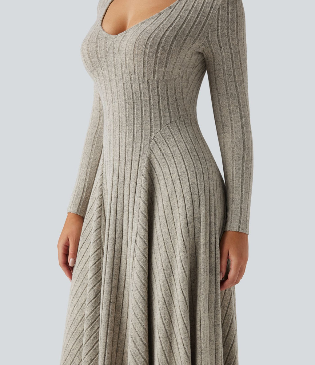 Robe mi-longue évasée maille côtelée à décolleté en V et manches longues