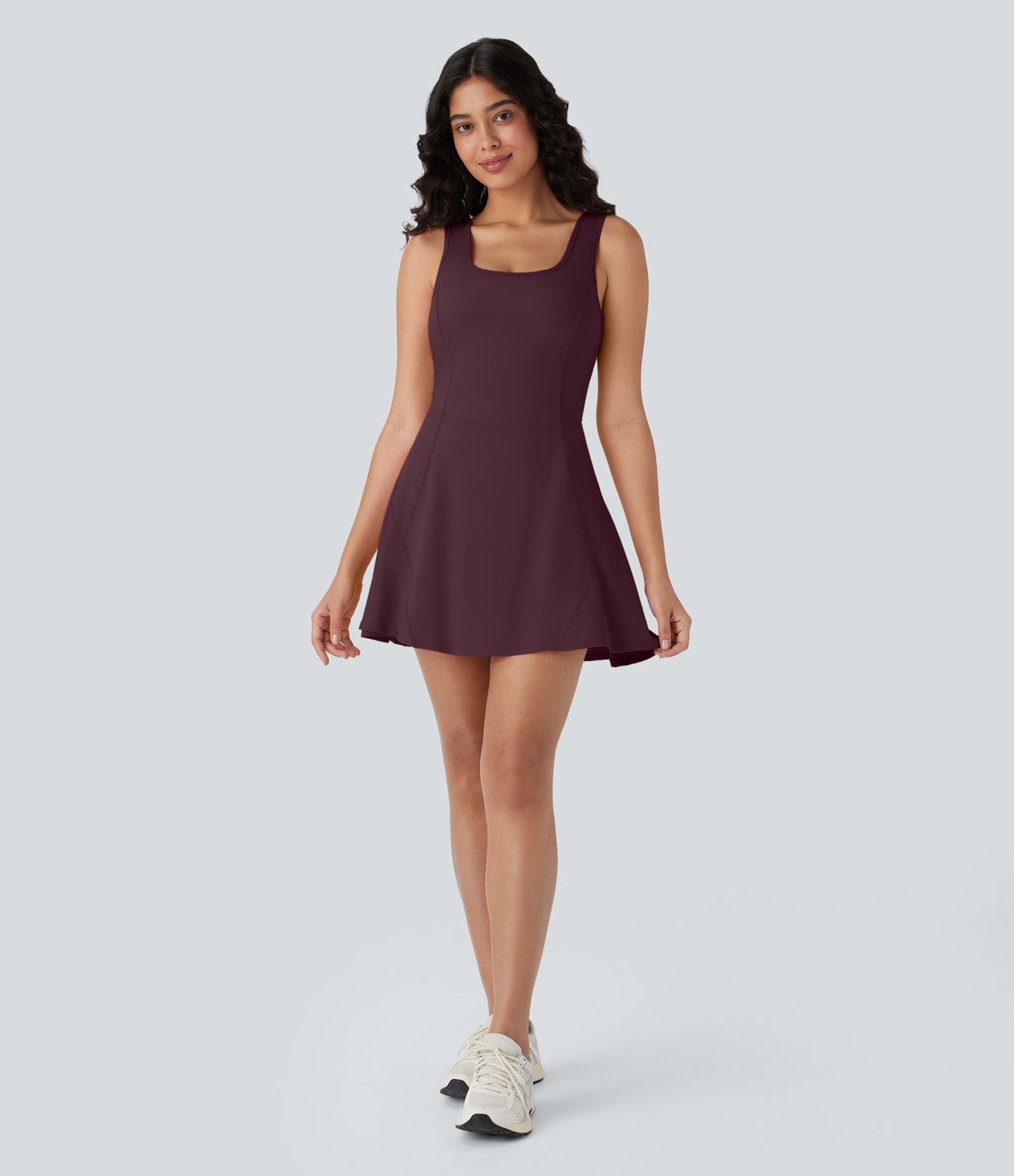Softlyzero™ Airy Robe Sport de danse courte 2-en-1 avec dos nu croisé, encolure en U et poches latérales