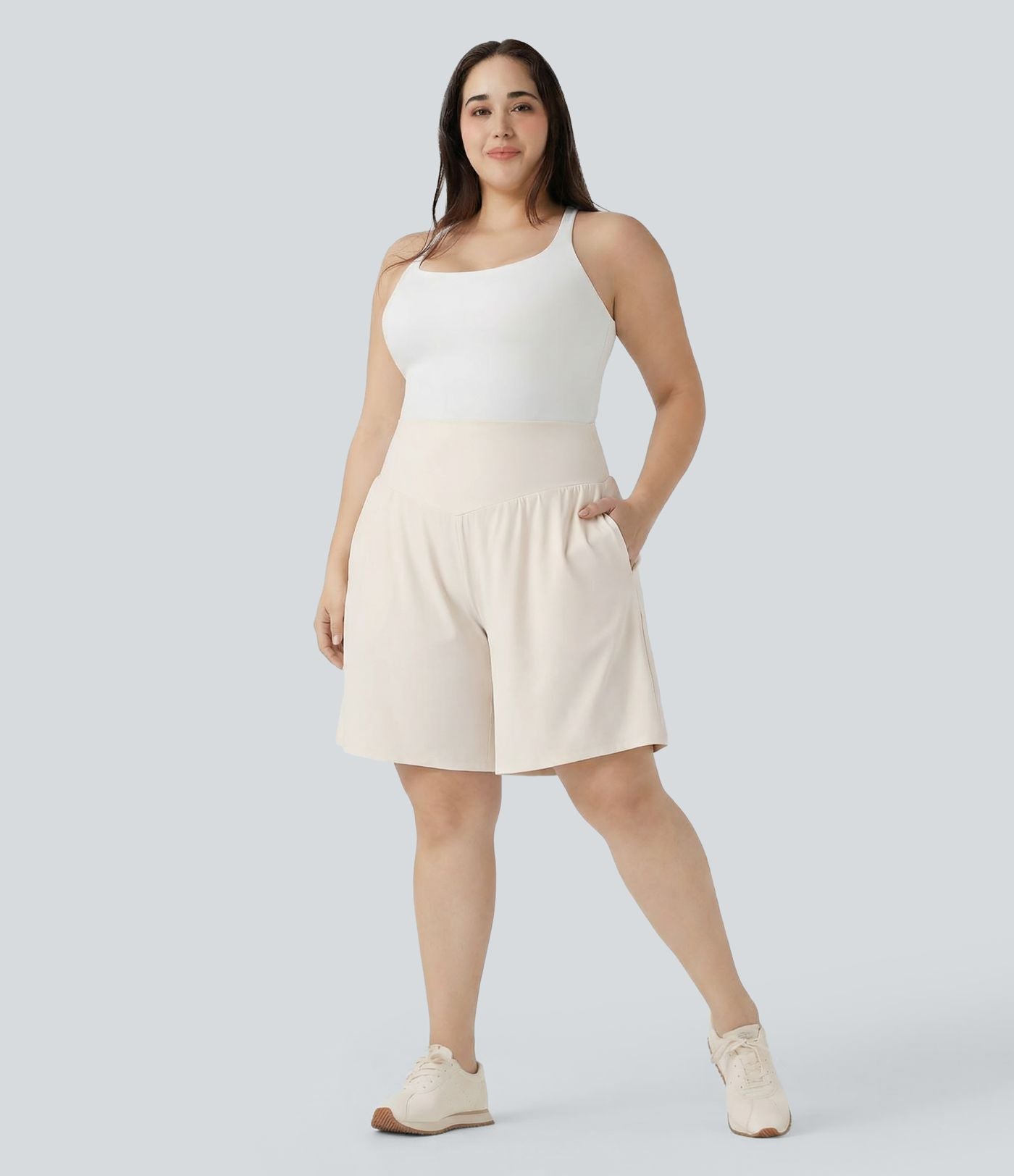 Bermuda de yoga grande taille SoftlyZero™ Airy taille haute effet frais InstantCool avec poches