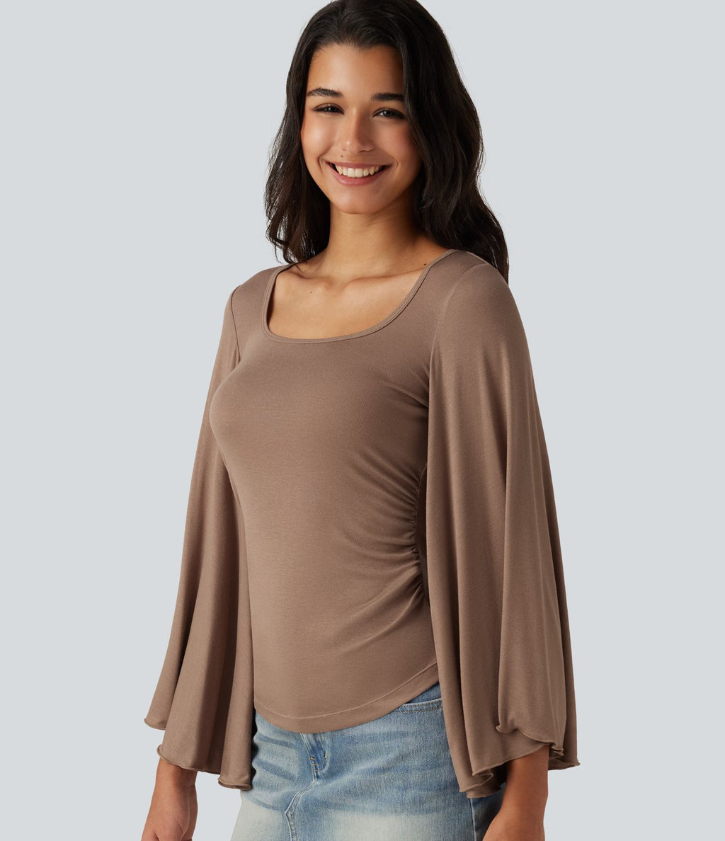 T-shirt côtelé à encolure carrée avec manches 7/8 volantées et fronces