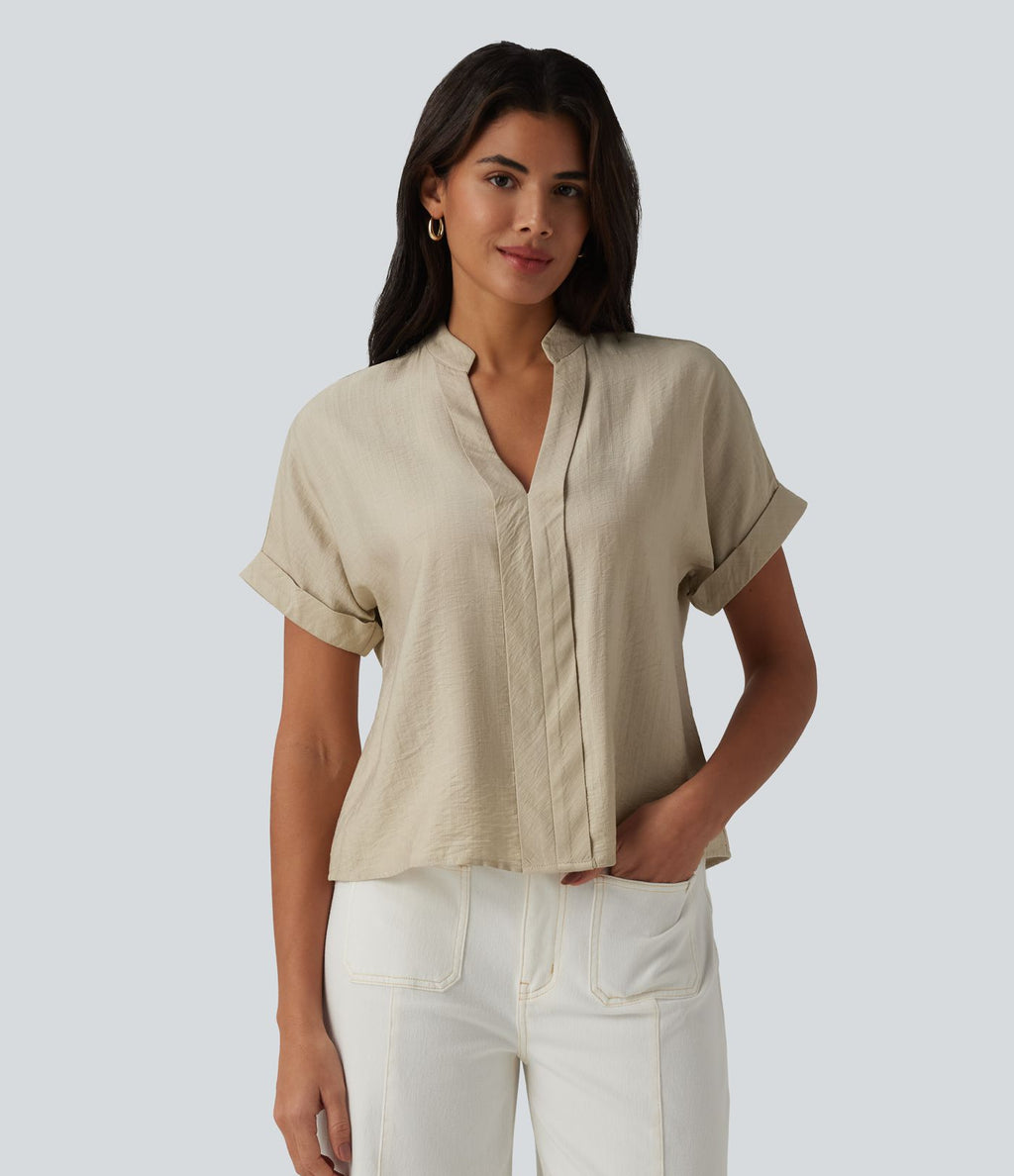 Chemise col V manches courtes aspect lin pour le bureau