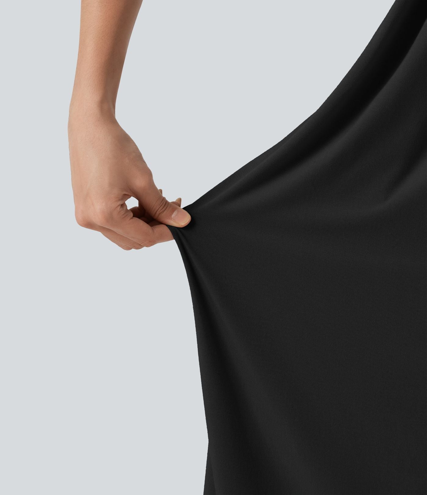 Robe midi de plage à col halter avec brassière intégrée, lien noué au dos et poches