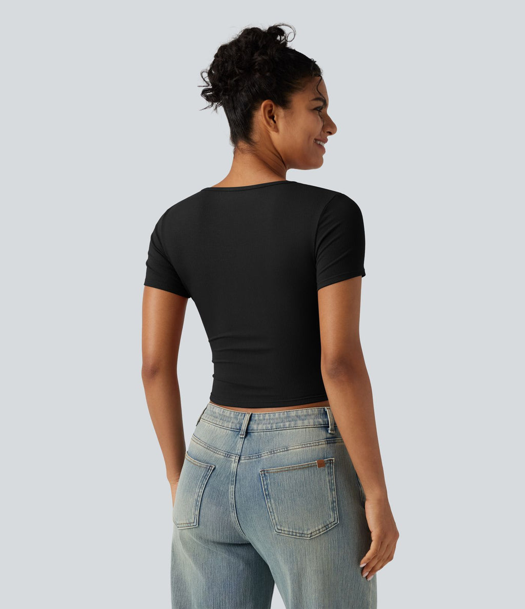 T-shirt côtelé encolure arrondie avec découpe et manches courtes