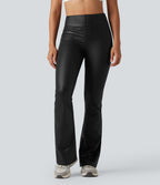 Pantalon de yoga à coupe bootcut gainant taille haute brillant effet cuir avec poches Halara Ultrasculpt™