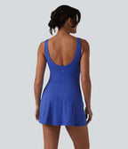 Robe de yoga courte 2-en-1 SoftlyZero™ Plush col V avec brassière intégrée, liens latéraux et poches – Édition Easy Peasy