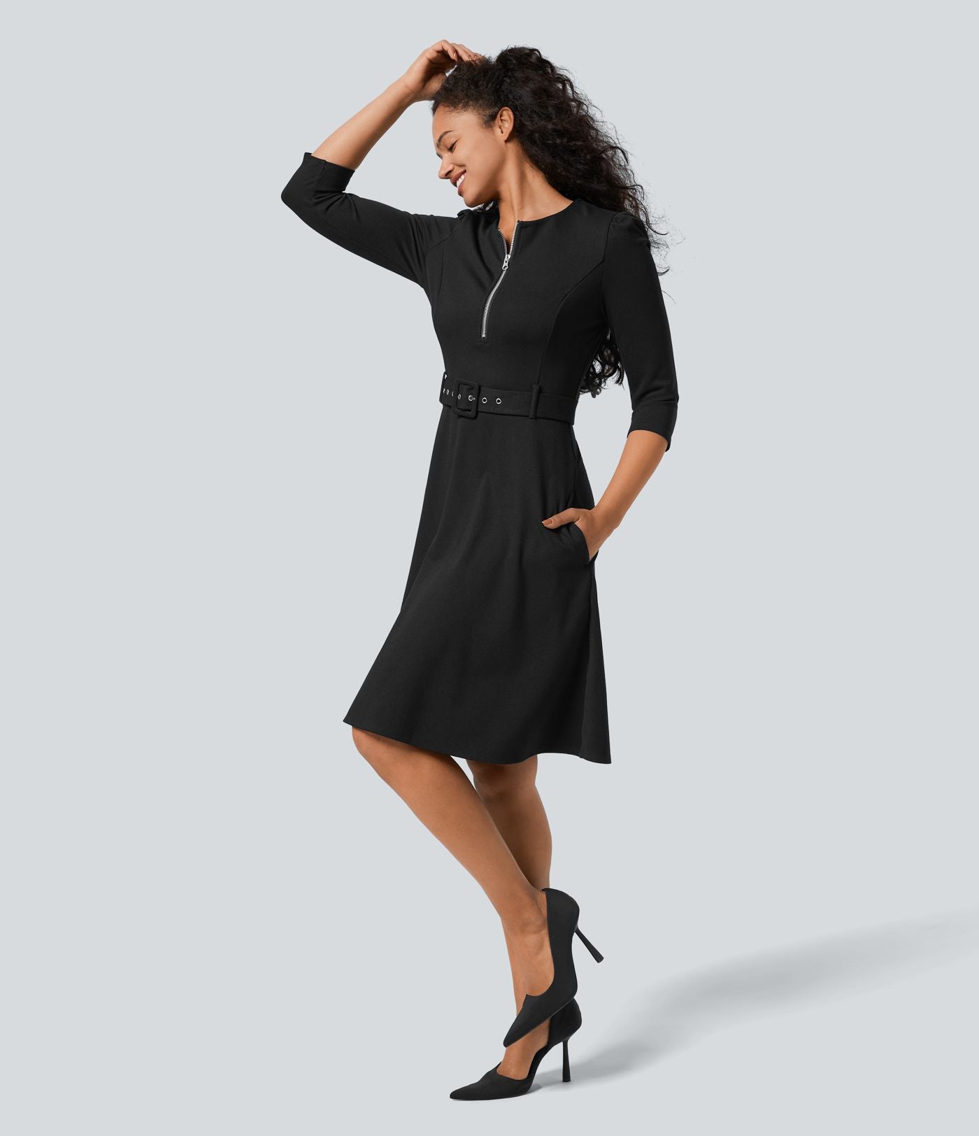 Robe de travail midi fit-and-flare ceinturée zippée col rond avec poches