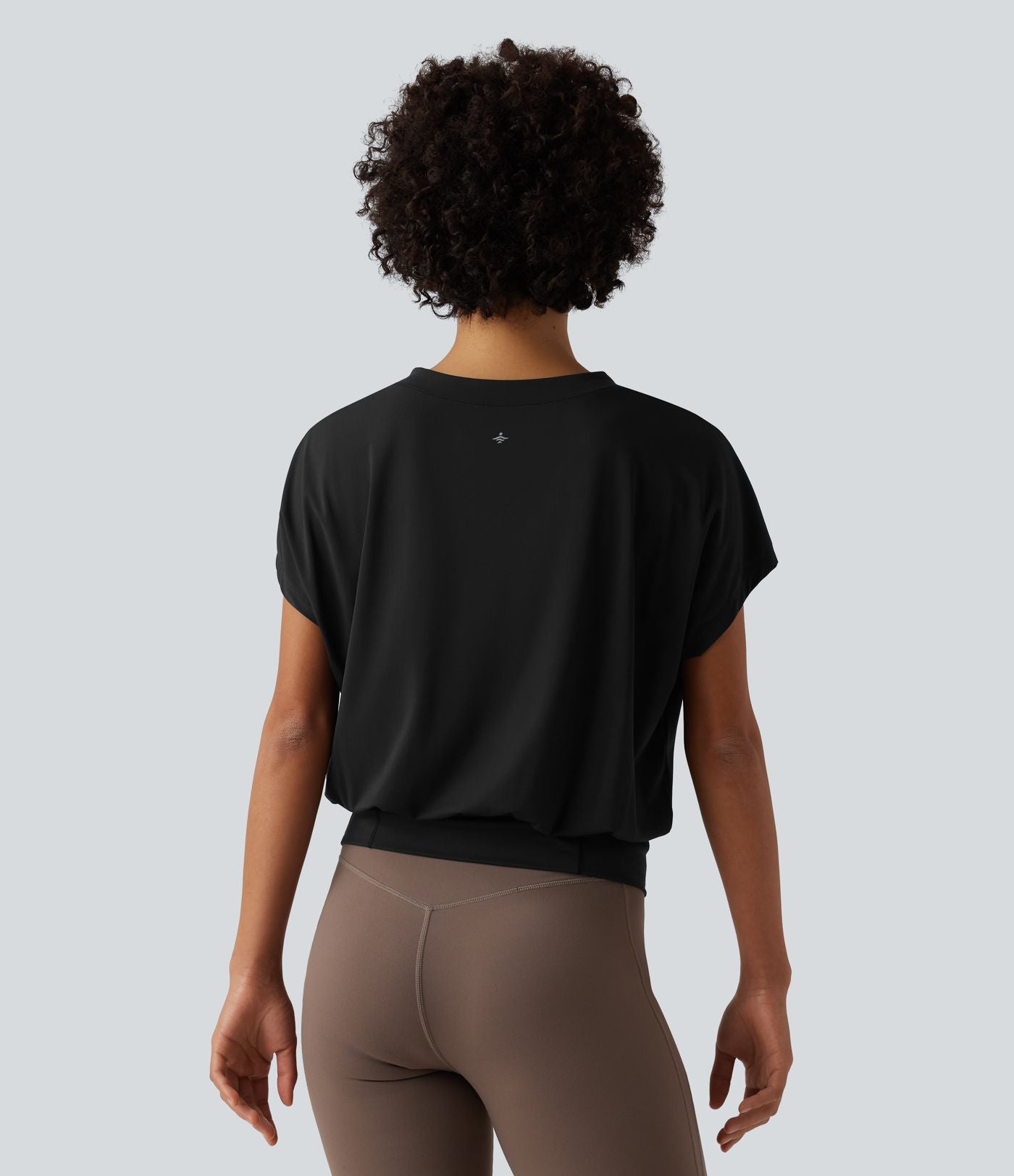 Haut de sport yoga oversize col V à manches courtes effet frais InstantCool à séchage rapide