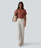 Chemise col V manches courtes aspect lin pour le bureau