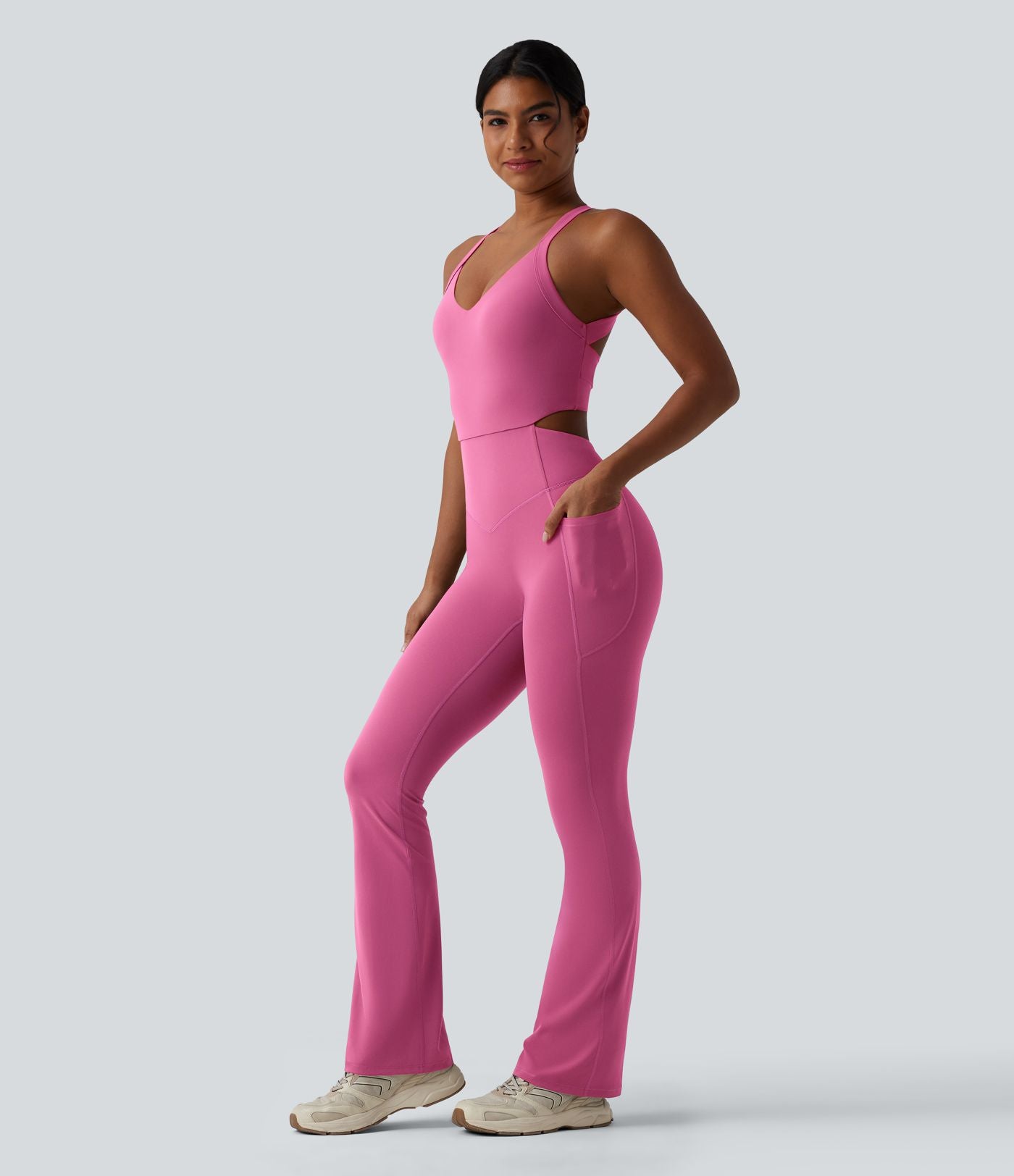Combinaison bootcut d'entraînement gainante Halara UltraSculpt™ avec poches - Édition Easy Peasy