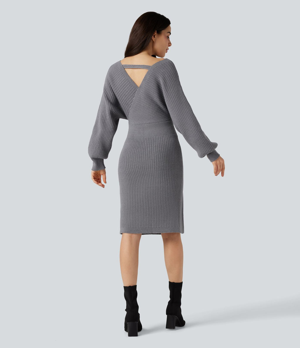 Robe pull mi-longue moulante fendue col V manches chauve-souris longues