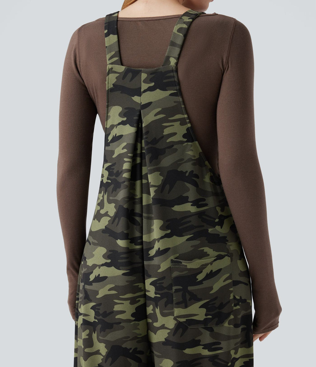 Salopette en maille gaufrée imprimé camouflage avec poches
