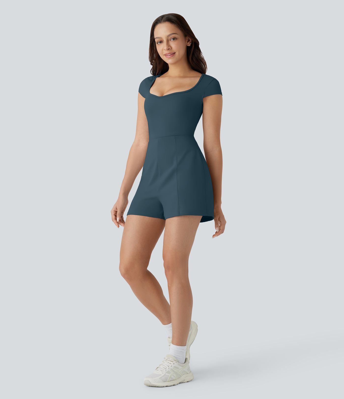 Combinaison de yoga Softlyzero™ Airy avec col U, manches courtes et poches latérales - Édition Easy Peasy