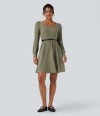 Robe décontractée maille côtelée décolleté carré manches longues bouffantes avec poches