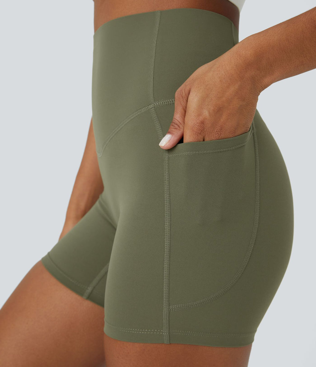 Short cycliste d'entraînement gainant taille haute UltraSculpt™ SoCinched à poches latérales 12,5 cm